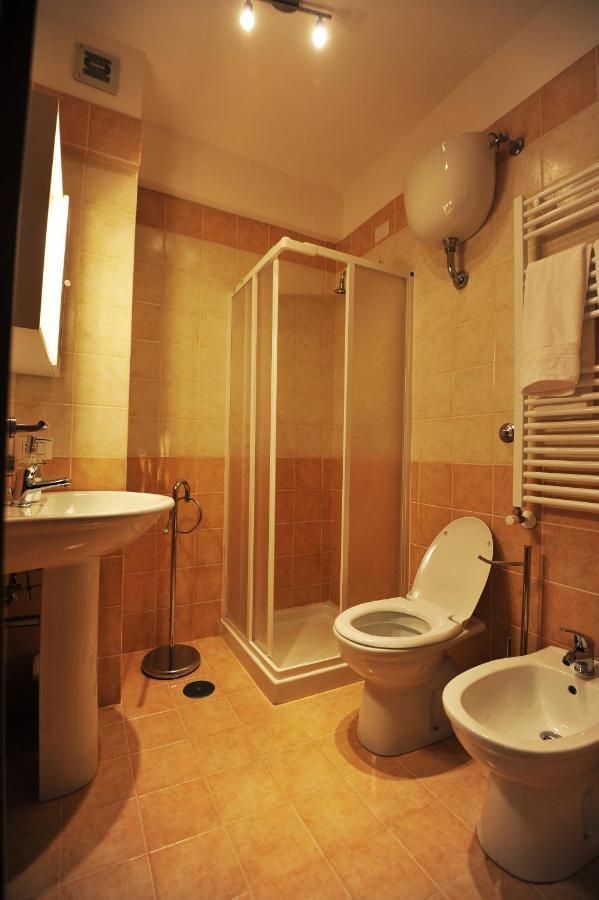 Casa San Bernardino - Private Parking Appartement LʼAquila Buitenkant foto